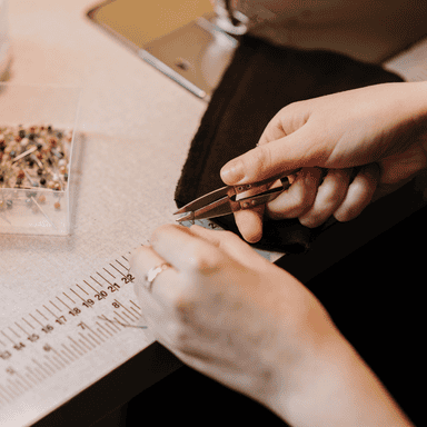 mains de couturiere